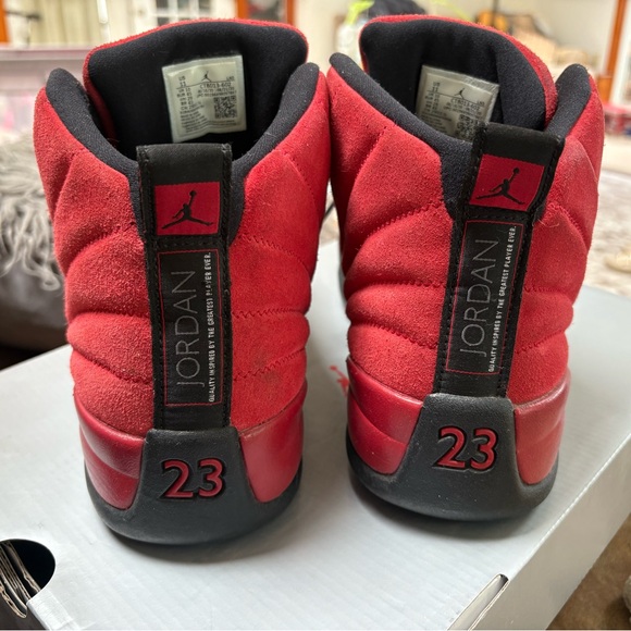 Jordan Red and Black Sneakers with Quilted Design - Picture 3 of 5